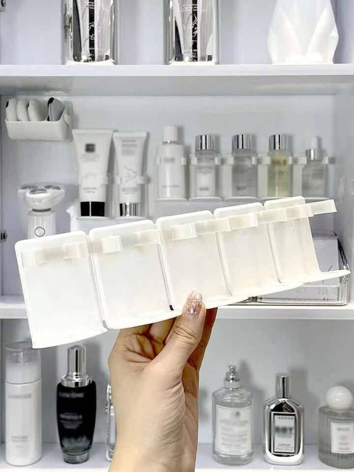 wall-mounted cosmetic organizer,